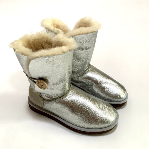 UGG Australia Bailey Button Metallic Silver Sheepskin Short Boots Womens Size 8 - Picture 2 of 10
